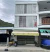 Bán nhà mặt tiền đường Tôn Đức Thắng - Hòn Rớ - Nha Trang 
 Diện tích : 74,4m2 Giá :