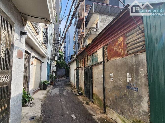 170m Đất-1 MẶT PHỐ 1 Mặt Ngõ- LẠC LONG QUÂN-Vỉa Hè rộng 4 m. giá: 86 tỷ