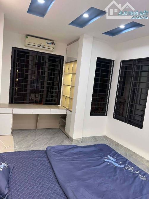 Lạc Long Quân Nhà Cực Đẹp 50m2 x5T Thông Võ Chí Công-Xuân La Ô Tô 15 tỷ2