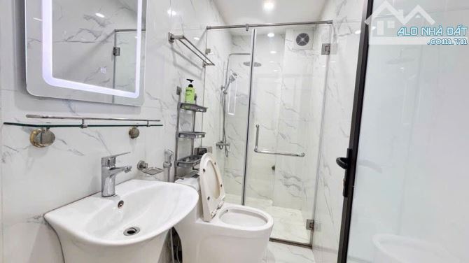 NGÃ TƯ SỞ 47m2x5tằng-OTO ĐỖ CỬA -MT 4,3m-Nhỉnh 20tỷ CÓ TL