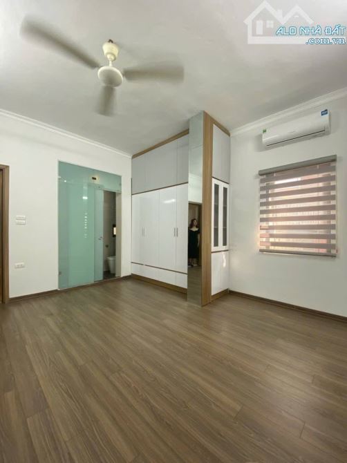 Nhà đẹp 15.8 tỷ Thợ Nhuộm DT32/36m 5T MT10m Hoàn Kiếm Thang máy, 3 mặt thoáng