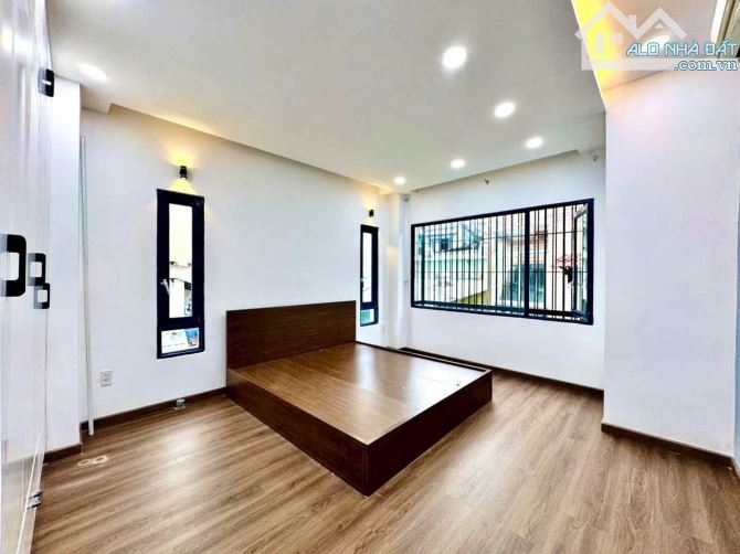 BÁN NHÀ MẶT TIỀN PHÚ NHUẬN – NGANG 6M – HẦM XE + THANG MÁY – 16.9 TỶ - 2