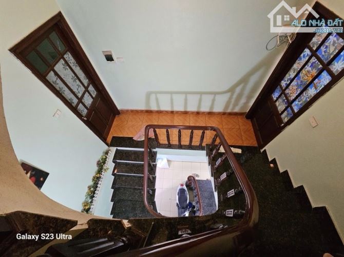 Phân lô ô tô - Trần Quang Diệu - Đống Đa - DT60m, Mt5,2 - Giá bán 25 tỷ (có TL)