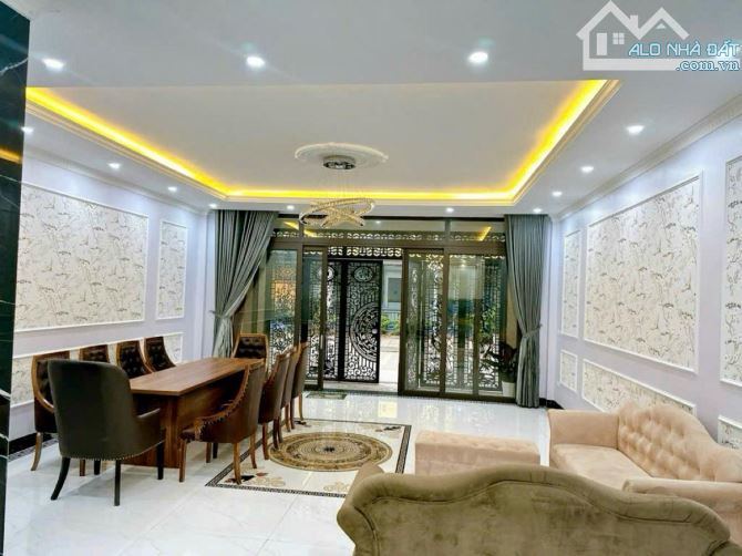 Xuân La Ngoại giao đoàn 75m x 5T mặt tiền 8m ô tô vào nhà,Ngõ thông KD giá 19 tỷ hơn