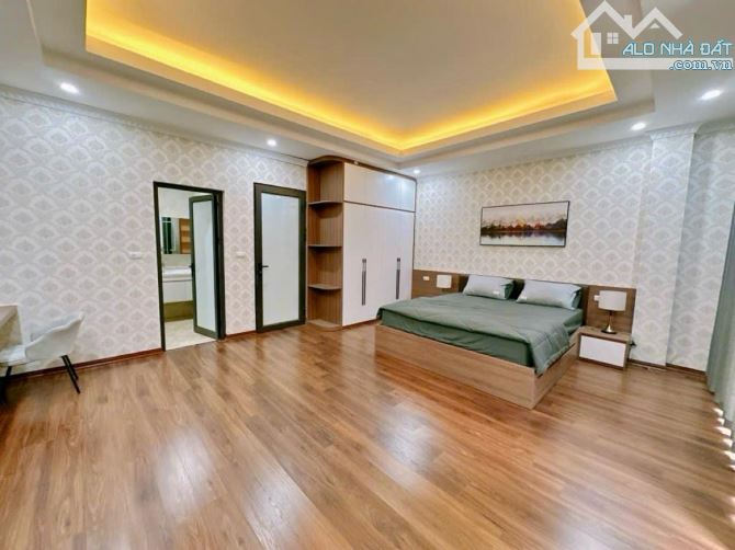 Xuân La Ngoại giao đoàn 75m x 5T mặt tiền 8m ô tô vào nhà,Ngõ thông KD giá 19 tỷ hơn