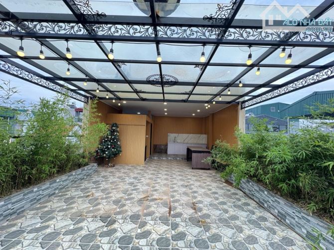 Phú Thượng Tây Hồ 35m x 5T MT 3.6m giá 7.2 tỷ 10m ra ô tô tránh nhà đẹp ý hình về ở ngay