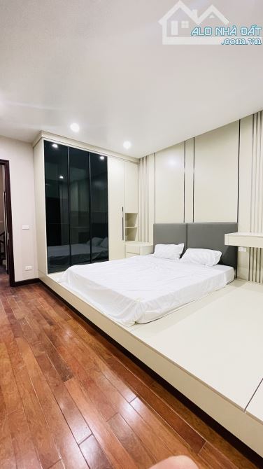 Cần Bán Nhà phố Minh Khai 54M -5 Ngủ, 2 thoáng trước sau, ngõ đẹp rộng chỉ 200tr/m.