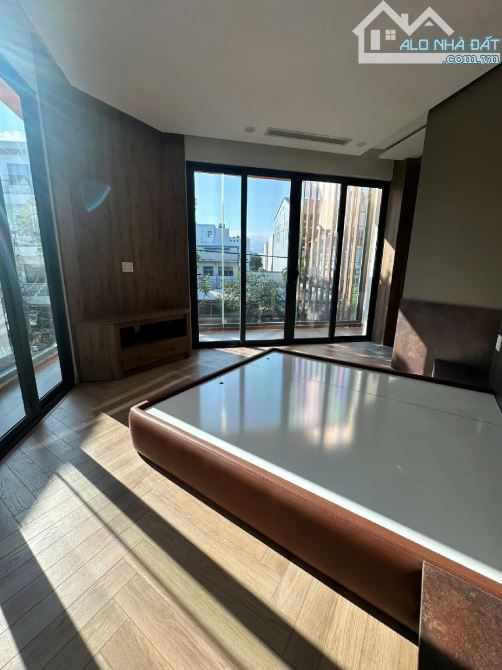 DUY NHẤT CƠ HỘI SỞ HỮU NHÀ ĐẸP 4 TẦNG MỚI KENG ĐẦY ĐỦ NỘI THẤT SỊN SÒ TẠI ĐÀ NẴNG! 🏡 - 8