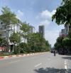 Bán nhà mặt phố Hoàng Quốc Việt, DT 200m2 x 10 tầng, mặt tiền 8.5m, thuê 200 tr/ th.