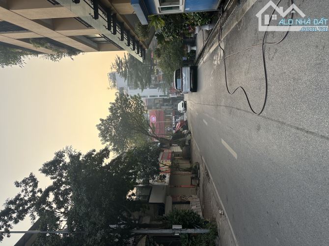 Bán nhà Mặt Phố Nguyễn Hy Quang, Đống Đa, Lô góc, 4 mặt thoáng, 85m, mt9.8m, 46.5 tỷ