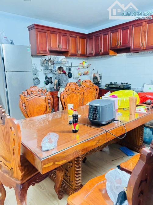 Bán nhà dt 109m2 đúc 4 tầng mặt tiền đường HT35 giáp metro gần GV giá 8ty490. - 5