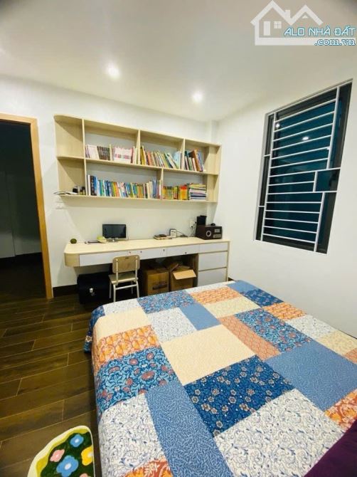 BÁN NHÀ TT ĐỐNG ĐA DT 50M 5 TẦNG VỊ TRÍ SIÊU ĐẸP GẦN OTO NGÕ THOÁNG SỔ VUÔNG GIÁ NHỈNH 11Ỷ