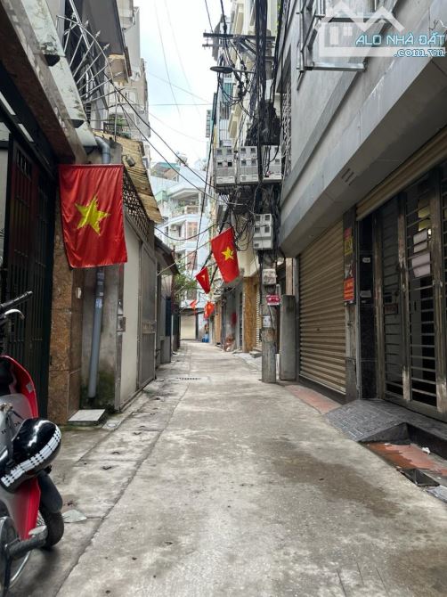 QUAN NHÂN 62M2, MẶT NGÕ THÔNG VÀI BƯỚC ÔTÔ TRÁNH, 5 TẦNG 4NGỦ, SỔ ĐỎ VUÔNG VẮN, HƠN 10 TỶ