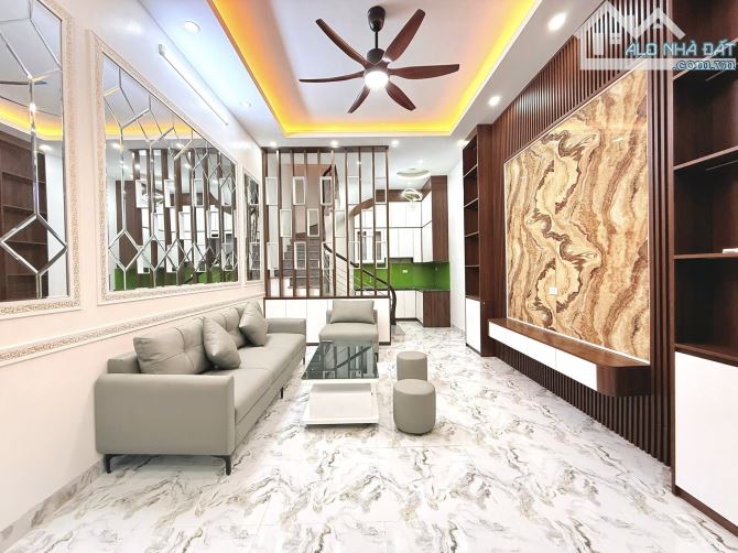 8.7 TỶ-34M2-NHÀ DÂN-TAM TRINH-MINH KHAI-MAI ĐỘNG-GẦN PHỐ