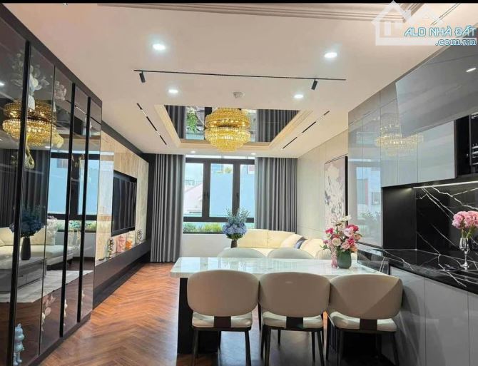 NHÀ TRƯỜNG CHINH – 48M² – 5 TẦNG 5M RA NGÕ Ô TÔ – MT RỘNG – KINH DOANH ĐỈNH – 11.8 TỶ