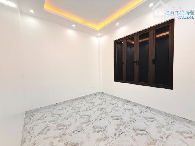 8.7 TỶ-34M2-NHÀ DÂN-TAM TRINH-MINH KHAI-MAI ĐỘNG-GẦN PHỐ