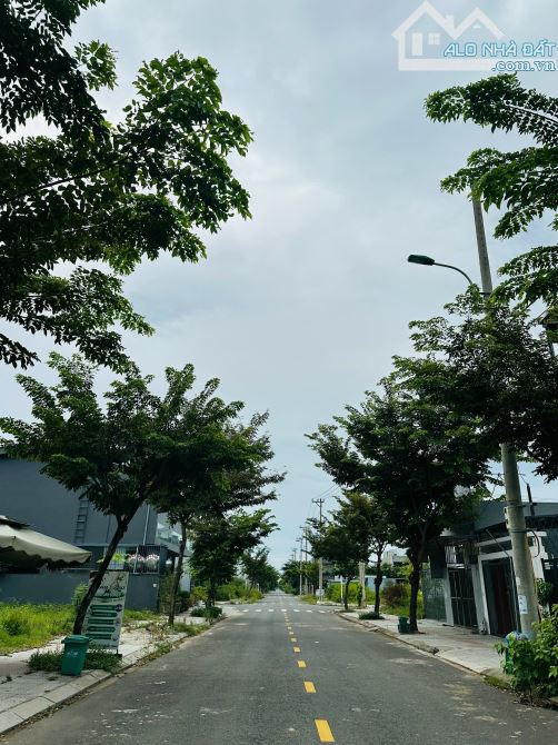 BÁN ĐẤT ĐƯỜNG LÊ MINH TRUNG SÁT SÔNG, ĐỐI DIỆN CÔNG VIÊN - 2