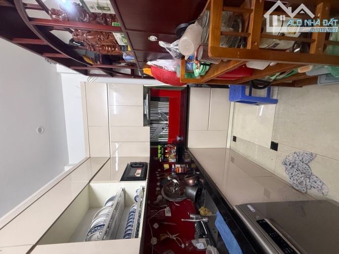 Ngã tư Minh Khai,Kim Ngưu-Nội thất gỗ thịt,sát phố-60m2-11 tỷ 9