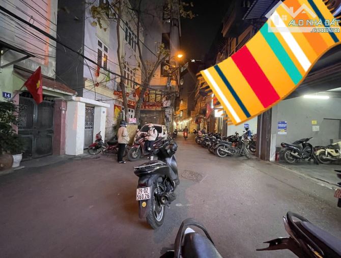 MUỐN MUA NHÀ NGÕ Ô TÔ , MẶT TIỀN TO KHU MINH KHAI THÌ XEM CĂN NÀY , 57M² , HƠN 16 TỶ XÍU