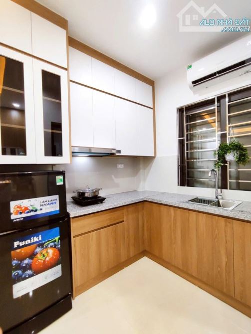 Hot! Bán Căn Hộ Dòng Tiền Xuân La Tây Hồ-Gần Hồ Tây-2 Thoáng-52M2 -7Tầng Thang Máy-13.5 Tỷ