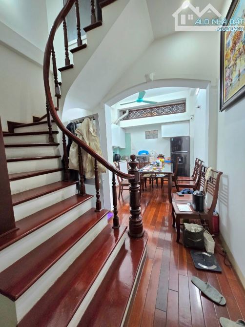 Hot! Bán Nhà Trích Sài Tây Hồ-Gần Hồ Tây-2Thoáng-Kinh Doanh-Ngõ Thông-40M2-6 Tầng-13.2 Tỷ