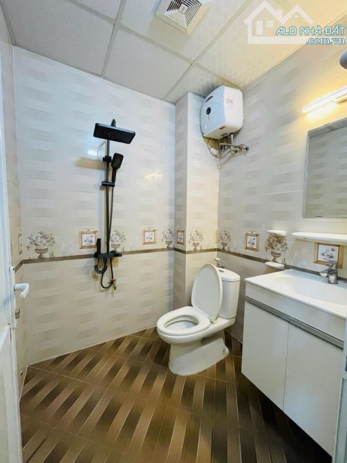 Bán Nhà Ô Tô Đỗ Cửa Phố Nam Dư - Quận Hoàng Mai 6 Tầng * 8.6 tỷ