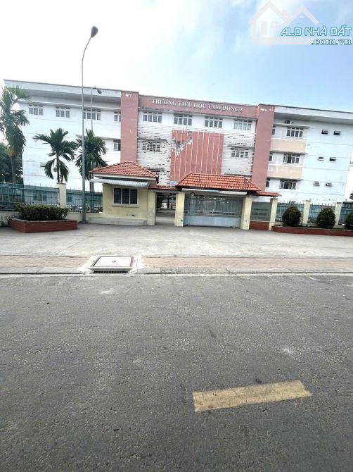 BÁN NHÀ 2 TẦNG 90M2 - THỚI TAM THÔN HÓC MÔN - 4.8 TỶ - 5