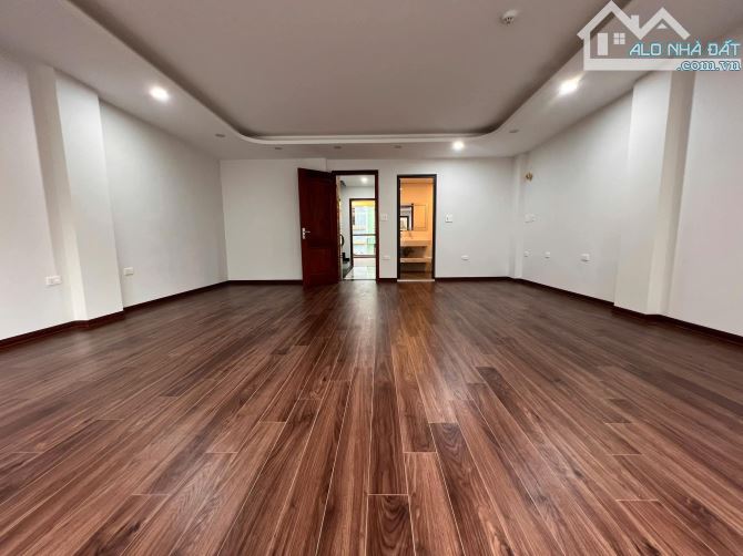 Bán Tòa Nhà Văn Phòng - MP Thanh Nhàn Hai Bà Trưng-- Đẳng cấp 95M Giá 46 tỷ