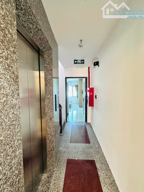 Hot! Bán Căn Hộ Dòng Tiền Xuân La Tây Hồ-Gần Hồ Tây-2 Thoáng-52M2 -7Tầng Thang Máy-13.5 Tỷ