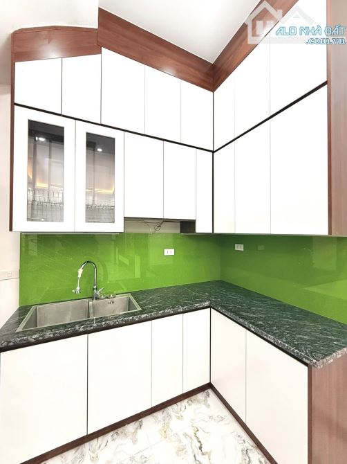 8.7 TỶ-34M2-NHÀ DÂN-TAM TRINH-MINH KHAI-MAI ĐỘNG-GẦN PHỐ