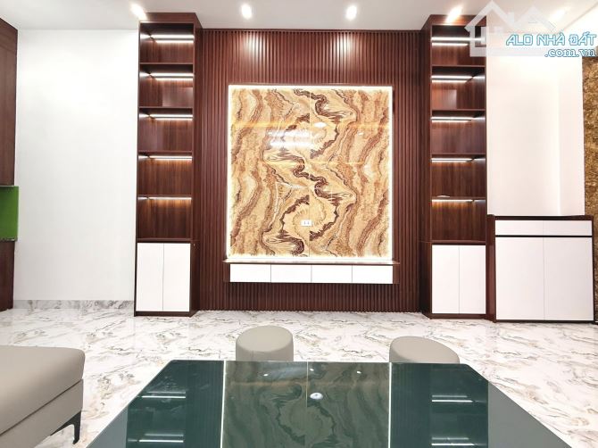 8.7 TỶ-34M2-NHÀ DÂN-TAM TRINH-MINH KHAI-MAI ĐỘNG-GẦN PHỐ