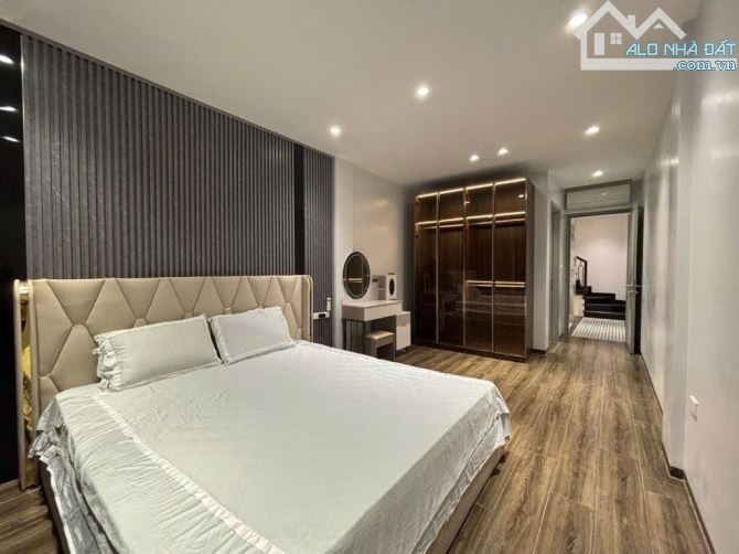 KIẾN THIẾT KHÂM THIÊN Đ Đ 38m2x7tầng THANG MÁY-10M RA PHỐ-OTO TRÁNH-NHỈNH 13 TỶ CÓ TL