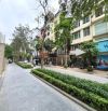 Bán gấp nhà mặt phố Nguyễn Thị Thập - Cầu Giấy, dt 86m2 x 8 tầng, mt 7m cực đẹp .