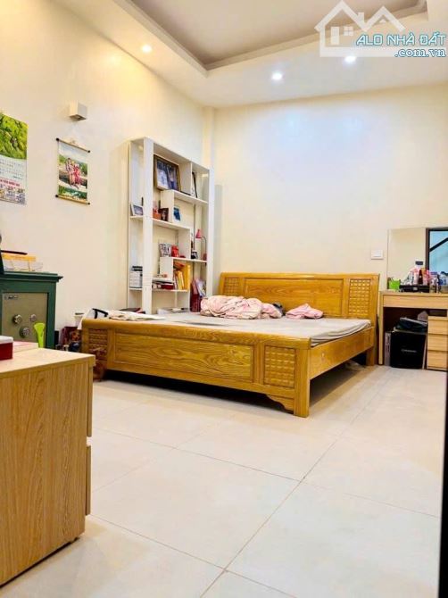 Bán nhà Ba Đình - Văn Miếu - Nguyễn Thái Học, 37m 6 tầng mặt tiền 5m. Giá nhỉnh 11 tỷ - 1