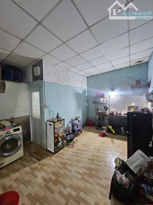 LÔ GÓC 2 MẶT KIỆT HOÀNG VĂN THÁI CHỈ 2,x TỶ - 1