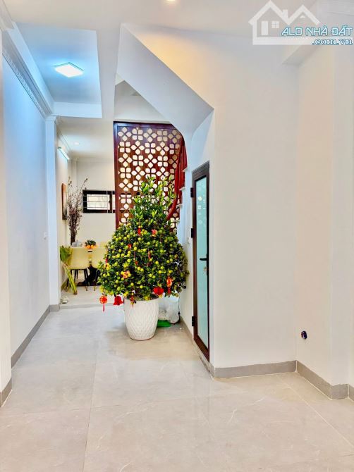 10.88 TỶ– 35M2 –5 TẦNG– Ô TÔ ĐỖ – PHÂN LÔ – THỊNH LIỆT – BỜ SÔNG SÉT – HOÀNG MAI