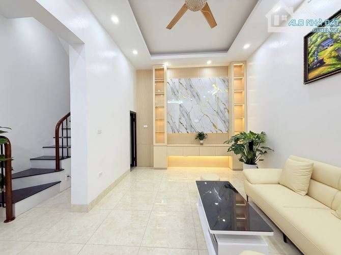7.1 TỶ – 33M2 – FULL NỘI THẤT – GẦN PHỐ – TRẦN KHÁT CHÂN-LÒ ĐÚC – HAI BÀ TRƯNG