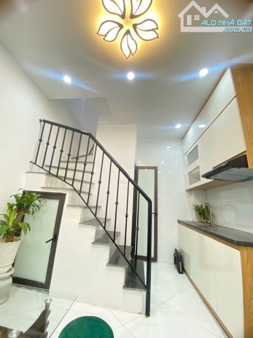 Bán nhà phố Trần Cao Vân - Phố Huế 4 tầng 3 ngủ gần VinComBà Triệu Hồ Hương Viên TTHai Bả