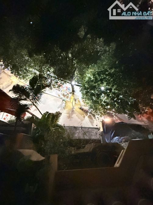 Bán nhà mặt phố Khương Thượng 105m2 ô tô đỗ cửa vào nhà kinh doanh tốt 28 tỷ