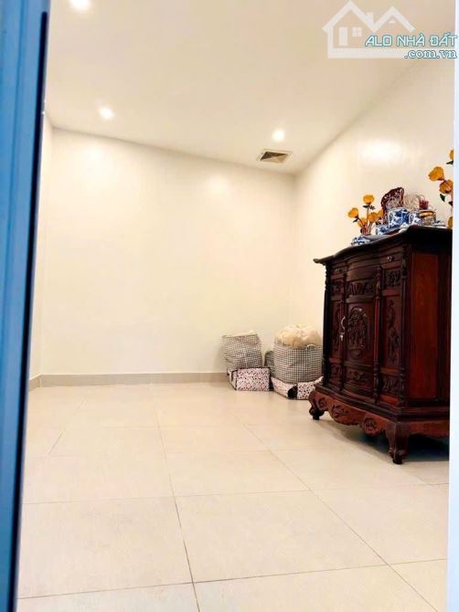 Bán nhà Ba Đình - Văn Miếu - Nguyễn Thái Học, 37m 6 tầng mặt tiền 5m. Giá nhỉnh 11 tỷ - 3