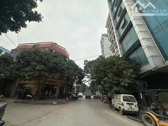 HIẾM!Hơn 19 TỶ LÔ GÓC 126M2 NGÕ 42 THỊNH LIỆT – 2 NGÕ Ô TÔ TRÁNH – TÁCH LÀM 2 SỔ