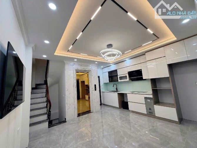 TRẦN KHÁT CHÂN 42m2x6tầng THANG MÁY-LÔ GÓC-MT 4,5m-Nhỉnh 13 TỶ CÓ TL