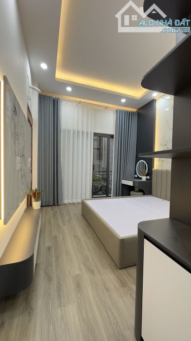 Nhà đầu ngõ Gốc Đề, Minh Khai. MB50m2, Nhà 4T mới. Vị trí đẹp, full nội thất