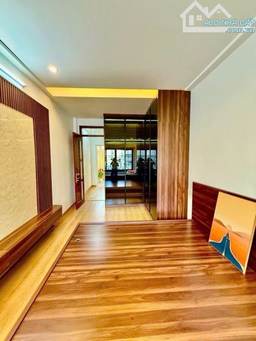 THỊNH LIỆT 35m2x5 tằng - OTO ĐỖ CỬA -NGÕ NÔNG-GIÁ 10,9TỶ CÓ TL