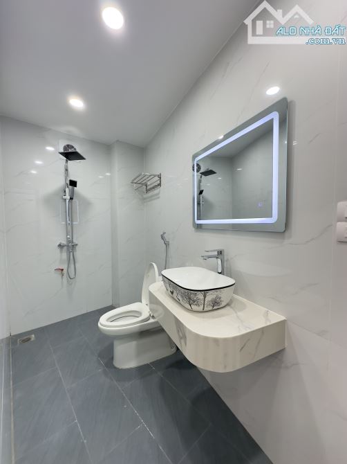 Nhà đầu ngõ Gốc Đề, Minh Khai. MB50m2, Nhà 4T mới. Vị trí đẹp, full nội thất