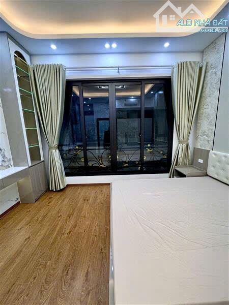 TÔ VĨNH DIỆN 50m2x5tầng,-MT 4, 6m-THANG MÁY -OTO VÀO NHÀ-NHỈNH 19 TỶ CÓ TL