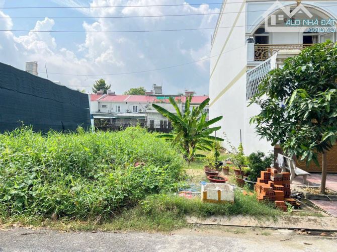 Bán Đất .Đường Dx05 Phú Mỹ bình dương 230m2 - 2