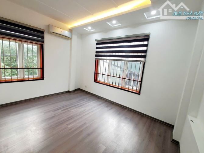 13.48 TỶ-45.5M²-5 TẦNG –LÔ GÓC 2 THOÁNG -Ô TÔ -NGÕ THÔNG KD -GIẢI PHÓNG