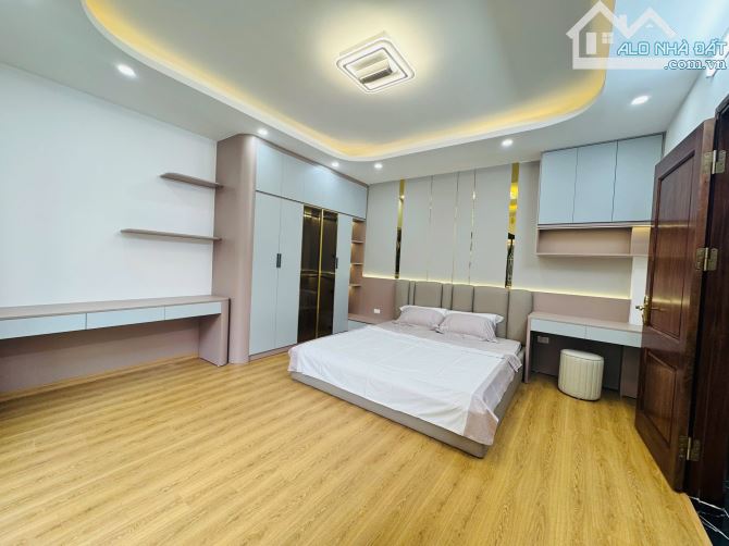 10.78 TỶ–34M2 –5 TẦNG MỚI THANG MÁY – GẦN PHỐ – BẠCH MAI – HAI BÀ TRƯNG