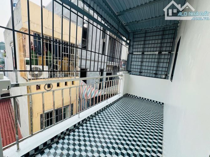 10.78 TỶ–34M2 –5 TẦNG MỚI THANG MÁY – GẦN PHỐ – BẠCH MAI – HAI BÀ TRƯNG